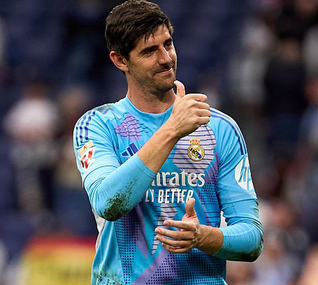 courtois-kasih-pujian-untuk-kiper-baru-mu-senne-lammens