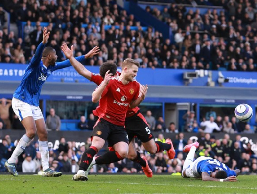 alasan-utama-mengapa-mu-bisa-kalah-dari-everton