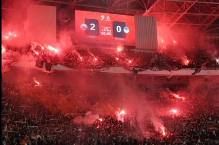 atmosfer-menegangkan-pertandingan-persija-vs-sugbk