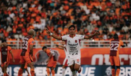 bali-united-terpuruk-saat-melawan-dewa-united-di-bri-league