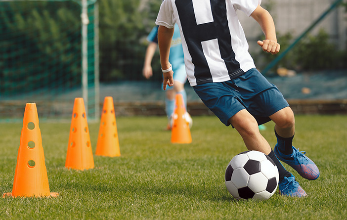 Teknik Dasar Sepak Bola untuk Meningkatkan Skill Pemain